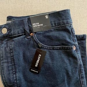 Express Super High Rise Mom Jeans - Dark Wash